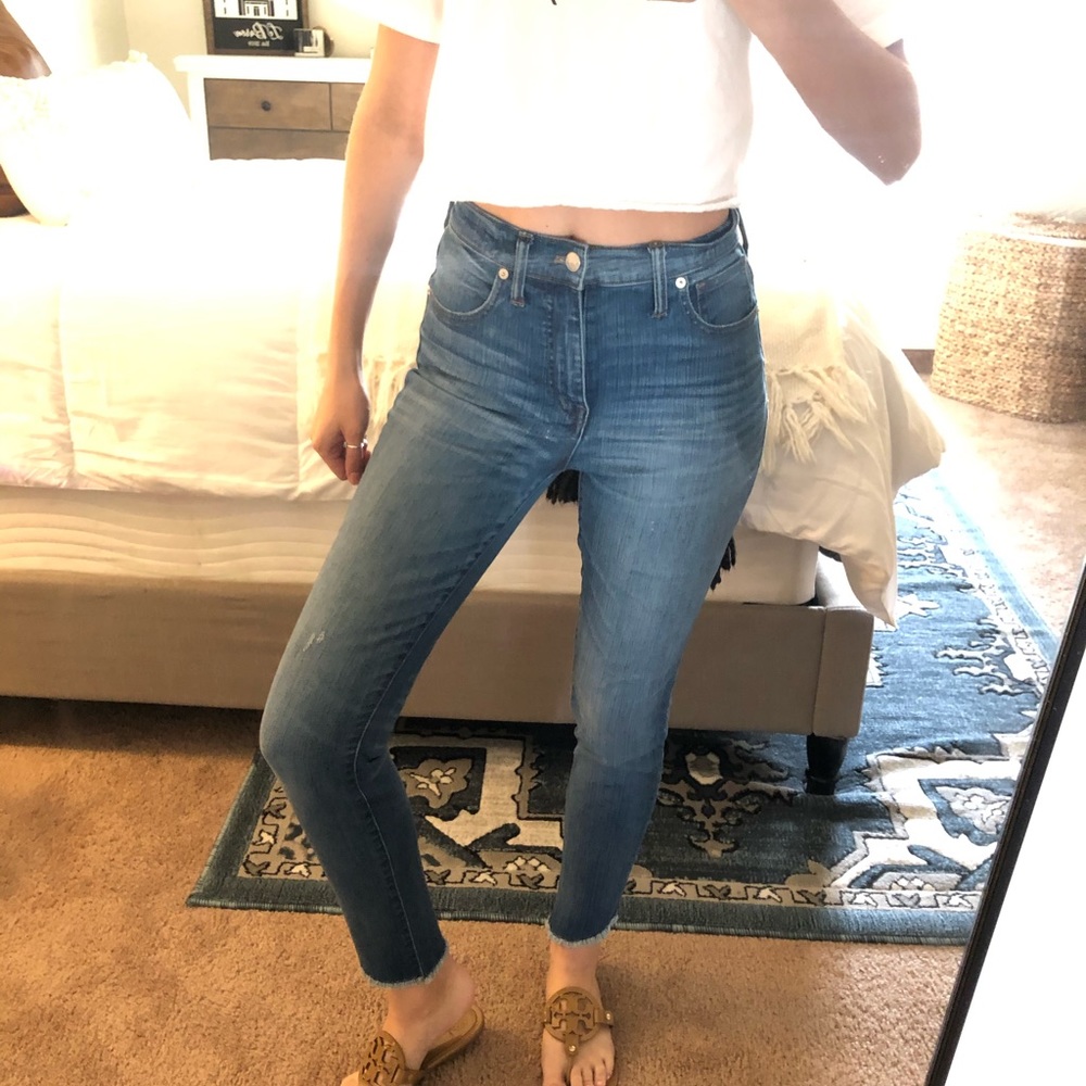 MADEWELL skinny jeans with frayed bottoms sz 8!